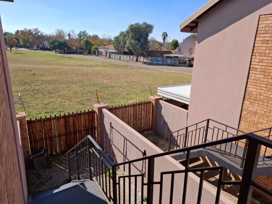 2 Bedroom Property for Sale in Pellissier Free State